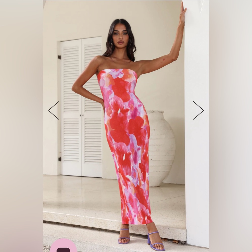 Hello Molly Keep Moving Forward Maxi
Dress Pink. NWT! Size small